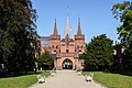 * Nomination Hradec nad Moravicí castle - main gate --Pudelek 13:50, 1 April 2025 (UTC) * Promotion  Support Good quality --Berthold Werner 14:30, 1 April 2025 (UTC)
