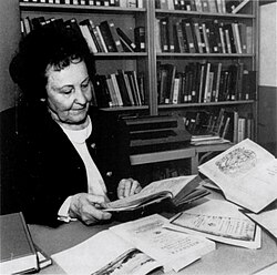 Polish-American librarian Janina Wójcicka Hoskins