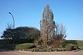 * Nomination: Plant massif, Chemin d'Anstaing, in Sainghin-en-Mélantois, France --Velvet 09:44, 26 March 2025 (UTC) * * Review needed
