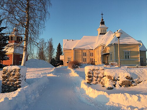 Tohmajärven kirkko itsenäisyyspäivänä 2016.