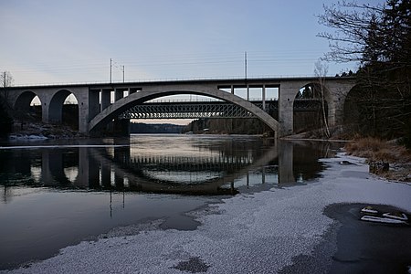 Korian rautatiesilta