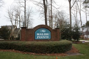 Early development on Lake Norman.