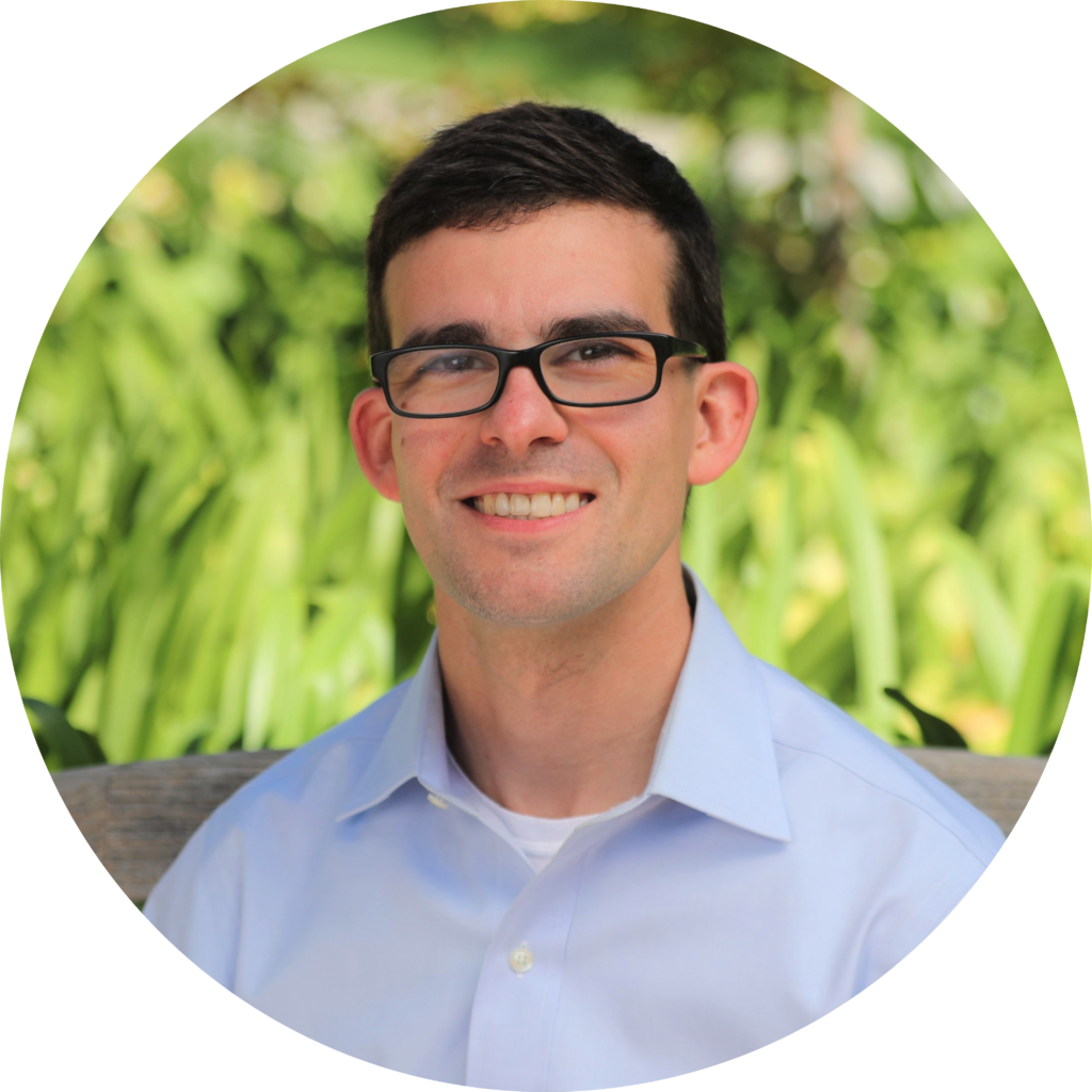 Headshot of Andrew Keener.
