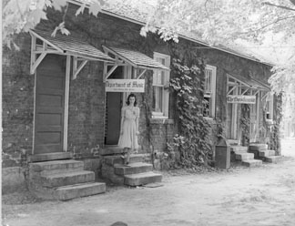 Elm Row, 1940