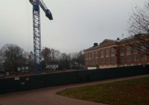 Construction crane at back of Martin Chemical Laboratory, December 2014