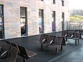 Zone d'attente sur un quai de la gare de Besançon Franche-Comté TGV