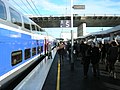Ambiance sur les quais de la gare de Belfort - Montbéliard TGV. À gauche la rame de TGV Duplex Dasye numéro 746