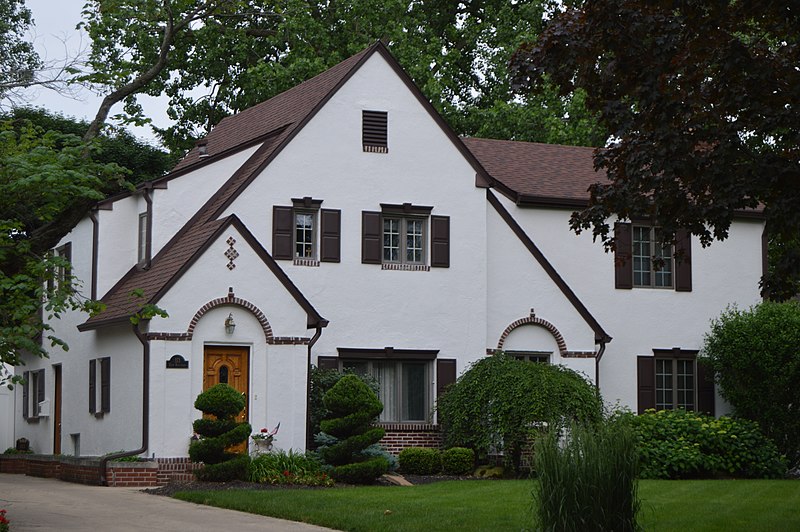 File:113 Ulen Boulevard.jpg