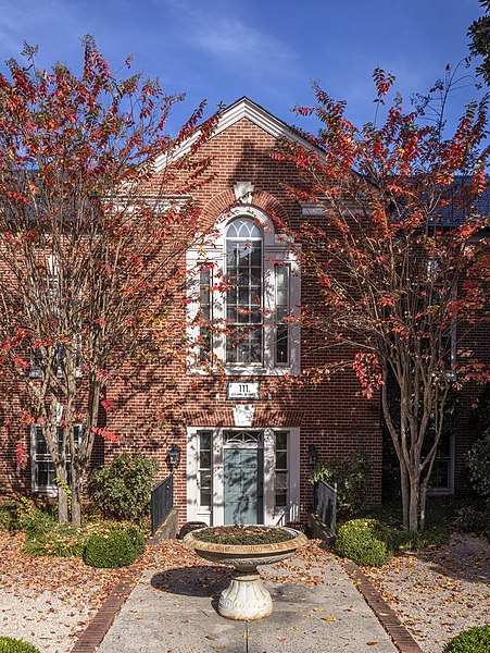 File:111 Council St. Frederick MD1.jpg