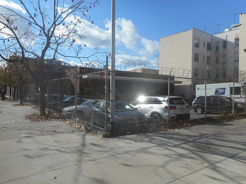 File:01-Parkville (Brooklyn) Post Office; 2021-11-23.jpg